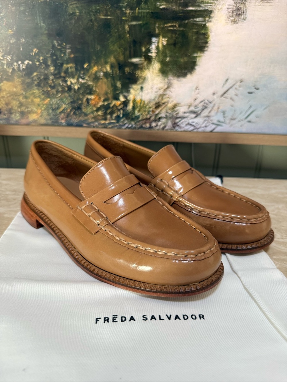 Freda Salvador Elba Penny Loafer Tan / US 8